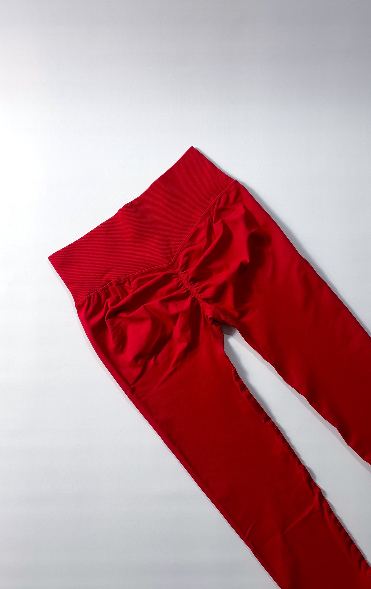Rojo Brillante Solid Contour