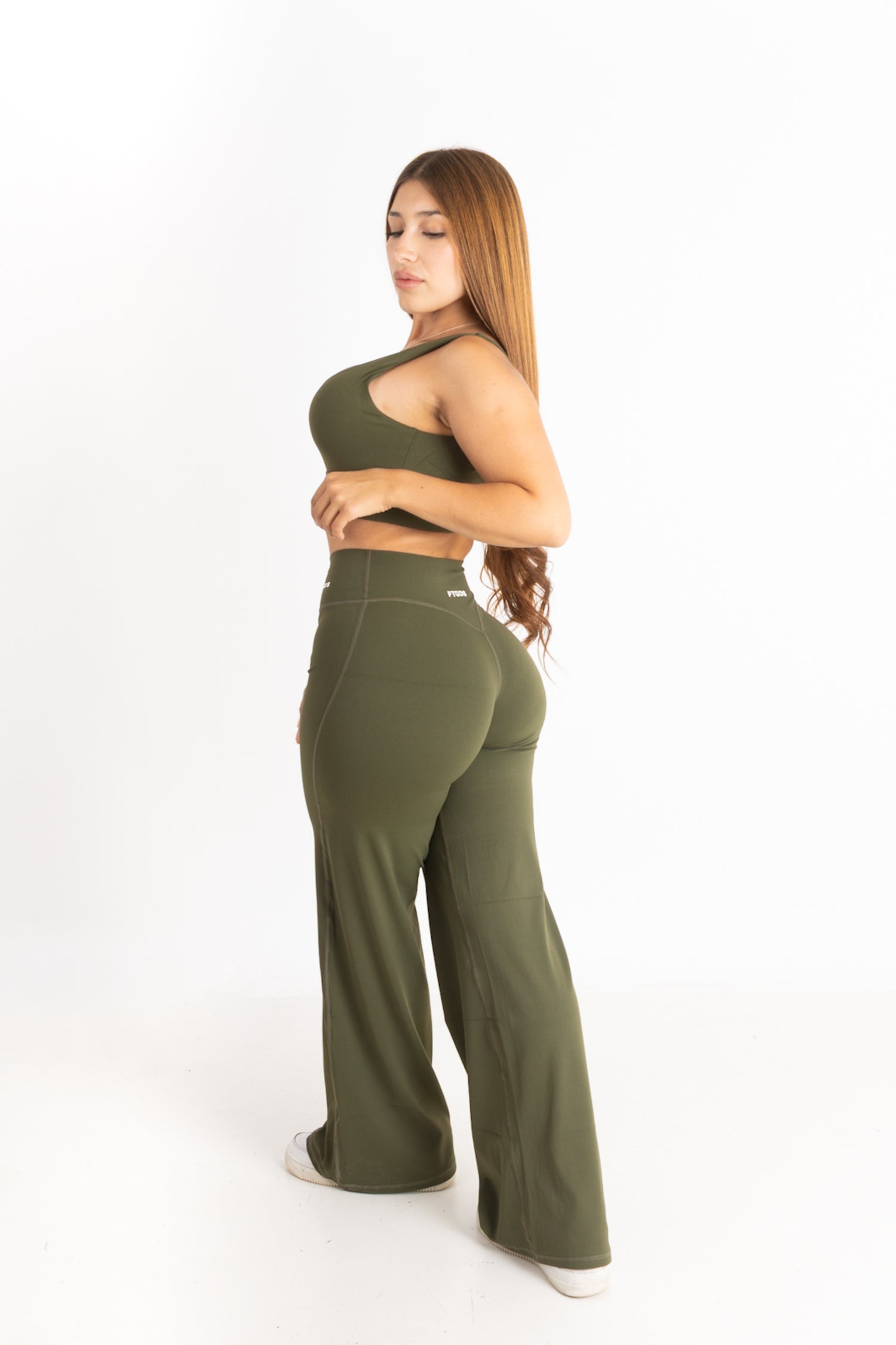 Wide Leg Soft Motion